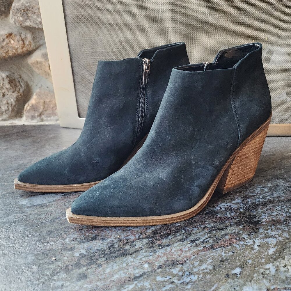 Vince Camuto Geeanne Black Suede Western Cowgirl Booties Size 10M